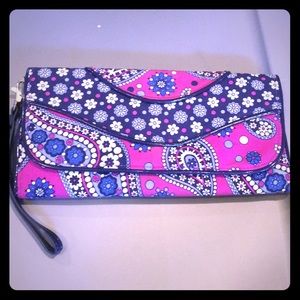 NWOT: Vera Bradley Clutch